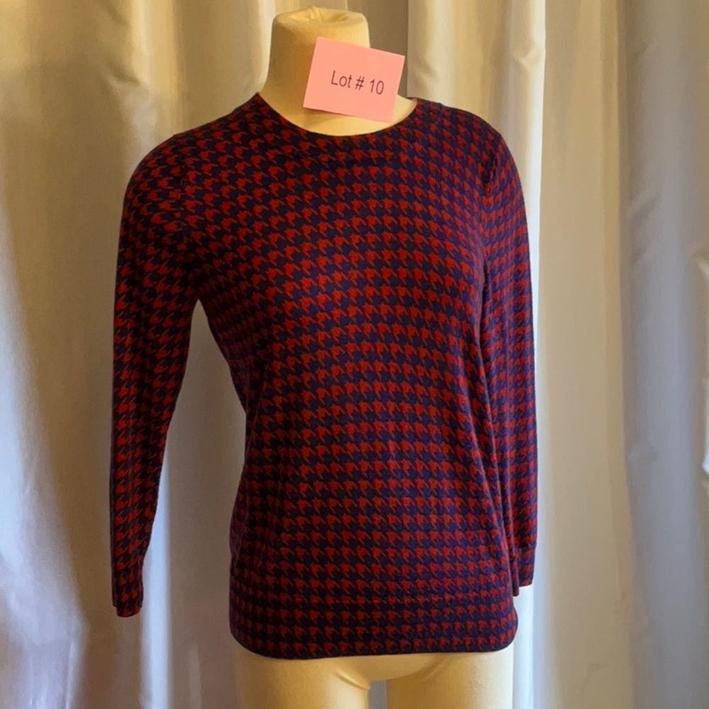 NWOT 100% Merino wool sweater by J CREW in size medium - Picture 2 of 10